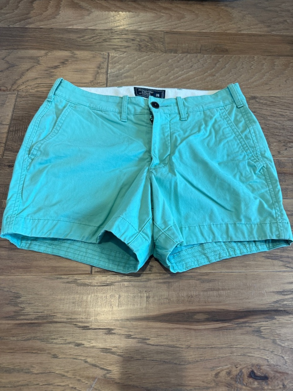 Abercrombie & FitchGreen Men’s Flat Front Shorts 5” Lenght